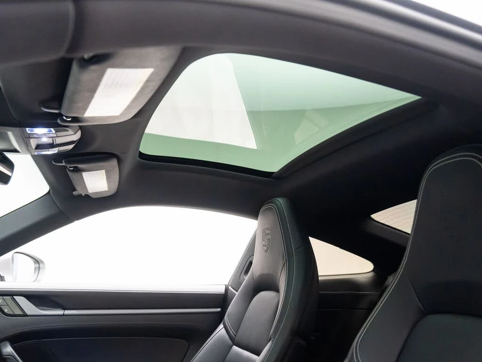 2020 Porsche 992 Carrera S - Image 19 of 31