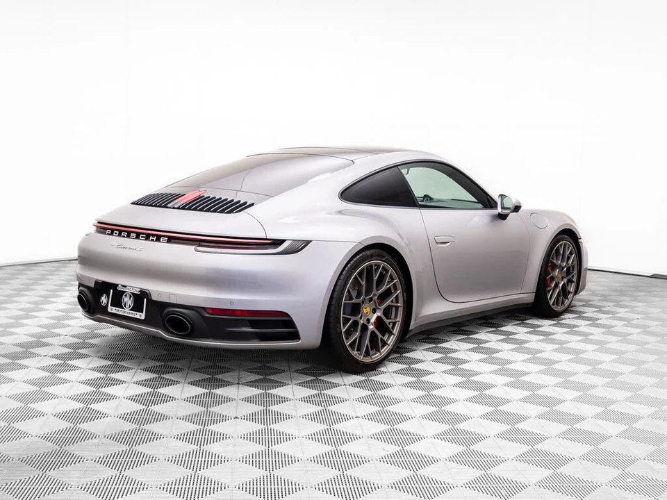 2020 Porsche 992 Carrera S - Image 5 of 31