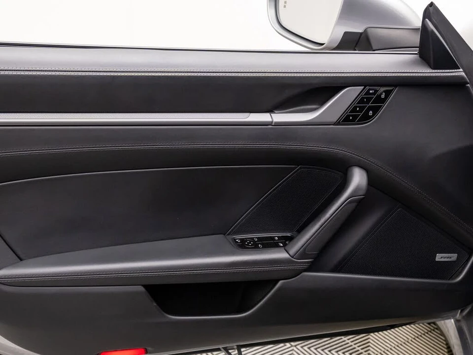 2020 Porsche 992 Carrera S - Image 13 of 31