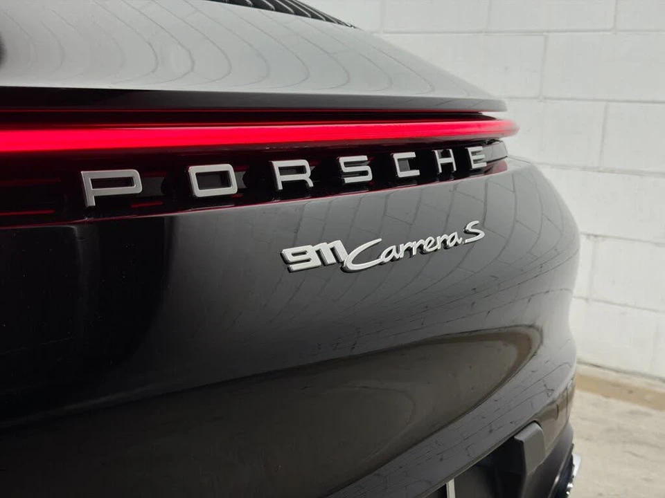2020 Porsche 992 Carrera S - Image 12 of 31