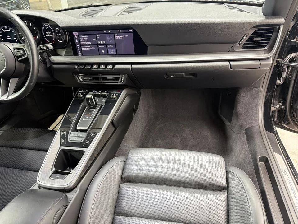 2020 Porsche 992 Carrera S - Image 17 of 31