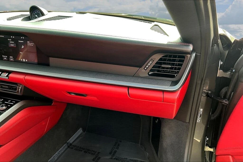 2020 Porsche 992 Carrera S - Image 26 of 31
