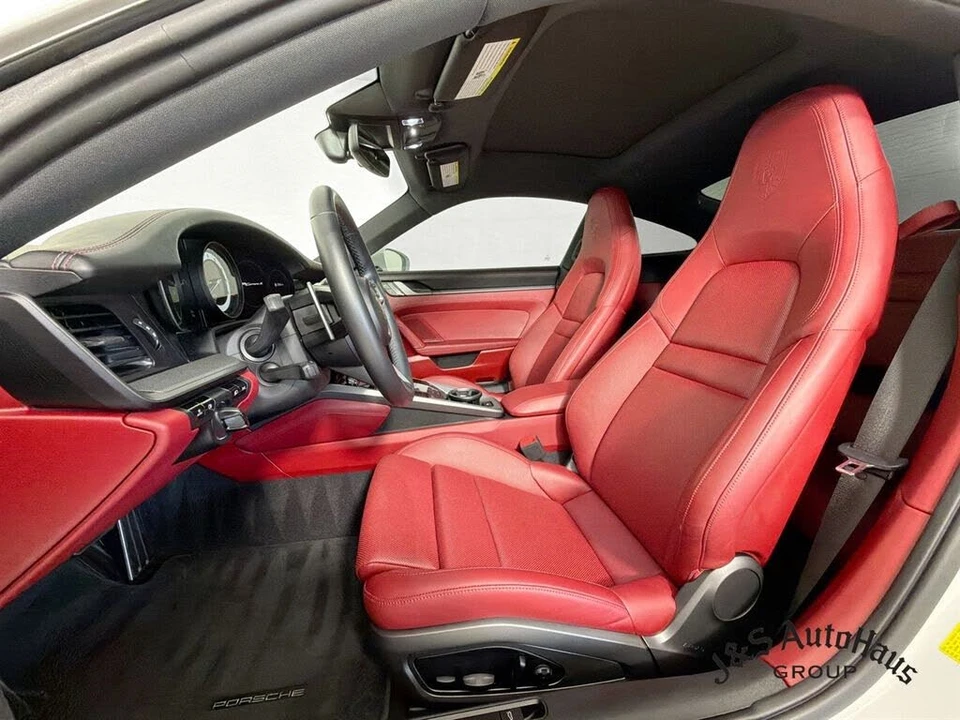 2020 Porsche 992 Carrera S - Image 11 of 31