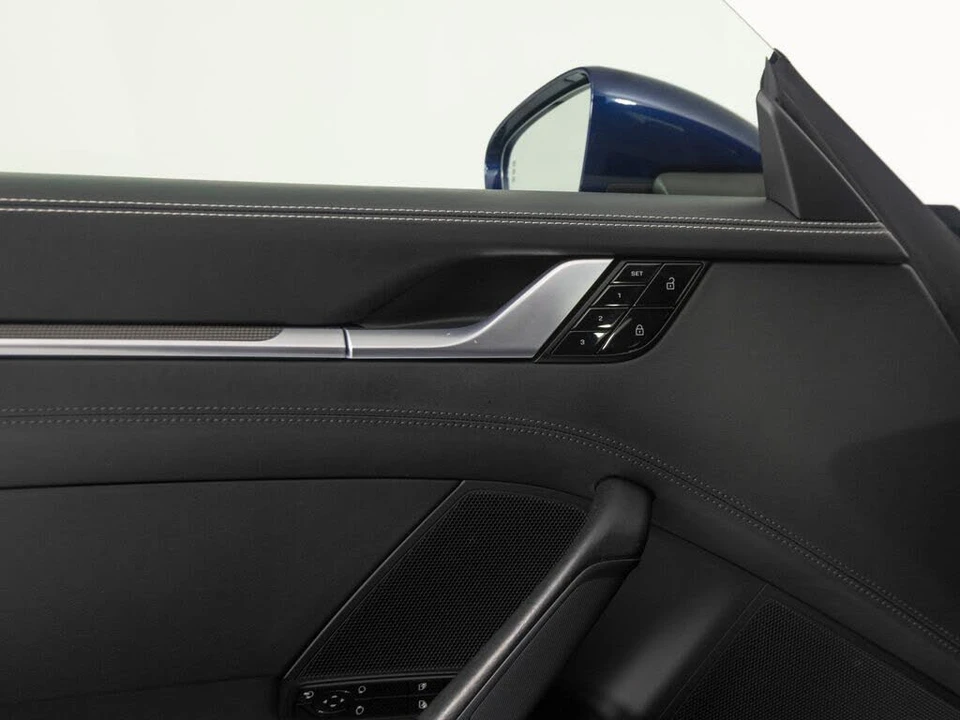 2020 Porsche 992 Carrera S - Image 15 of 31