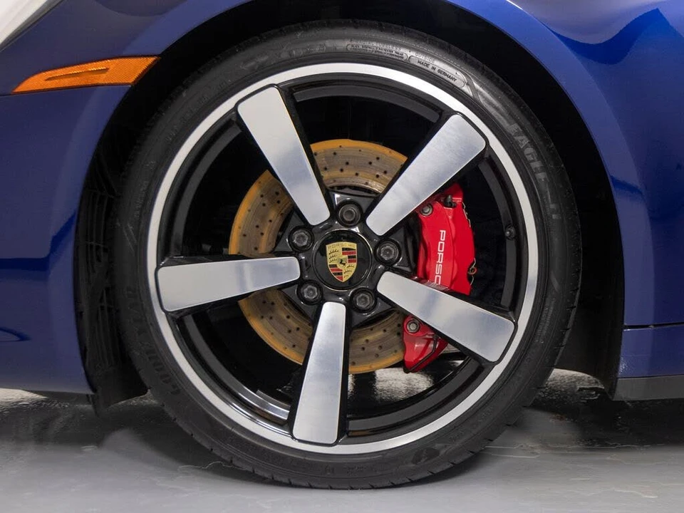2020 Porsche 992 Carrera S - Image 10 of 31
