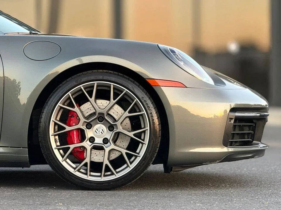 2020 Porsche 992 Carrera S - Image 7 of 28
