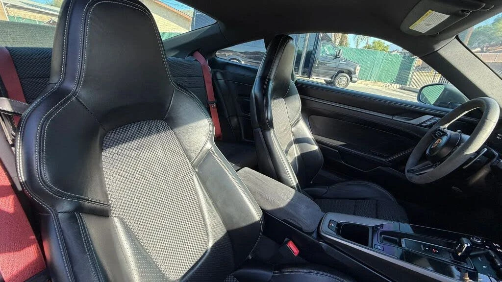 2020 Porsche 992 Carrera S - Image 17 of 18