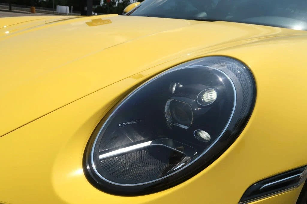 2020 Porsche 992 Carrera S - Image 9 of 24