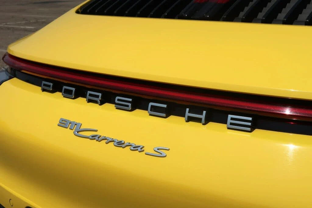 2020 Porsche 992 Carrera S - Image 11 of 24