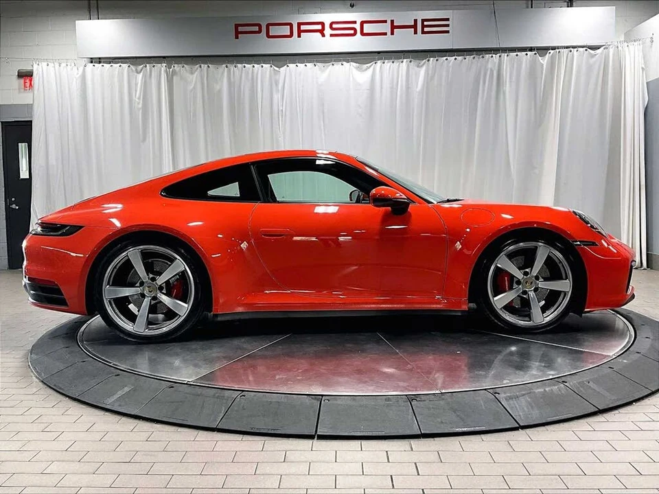 2020 Porsche 992 Carrera S - Image 9 of 31