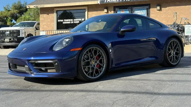 2020 Porsche 911 Carrera S Coupe RWD