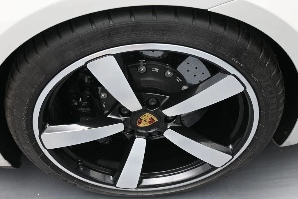 2020 Porsche 992 Carrera S - Image 23 of 31