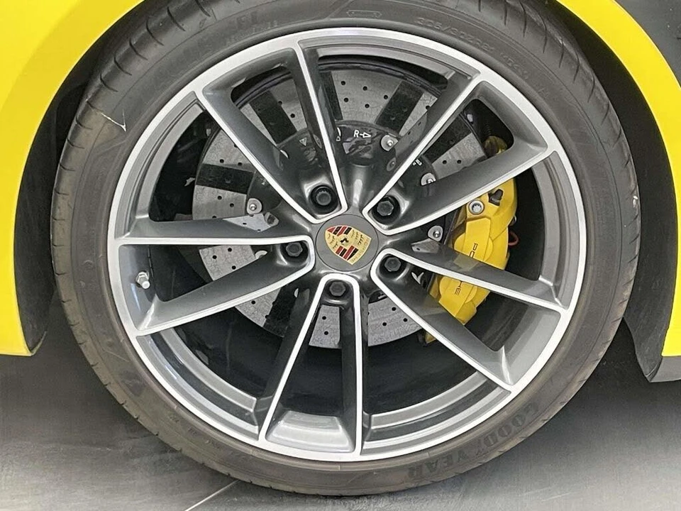 2020 Porsche 992 Carrera S - Image 13 of 31