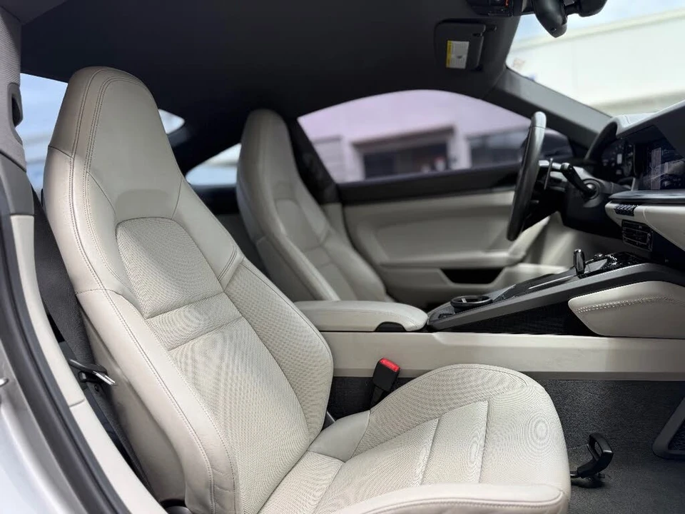 2020 Porsche 992 Carrera S - Image 18 of 31