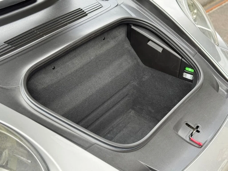 2020 Porsche 992 Carrera S - Image 12 of 31