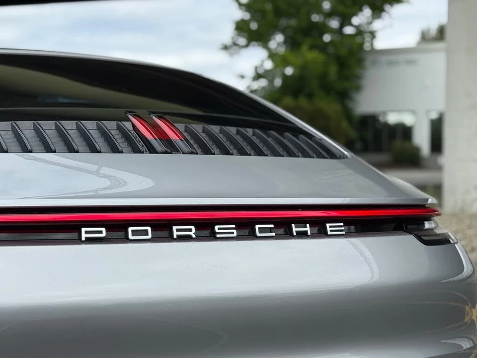2020 Porsche 992 Carrera S - Image 5 of 31