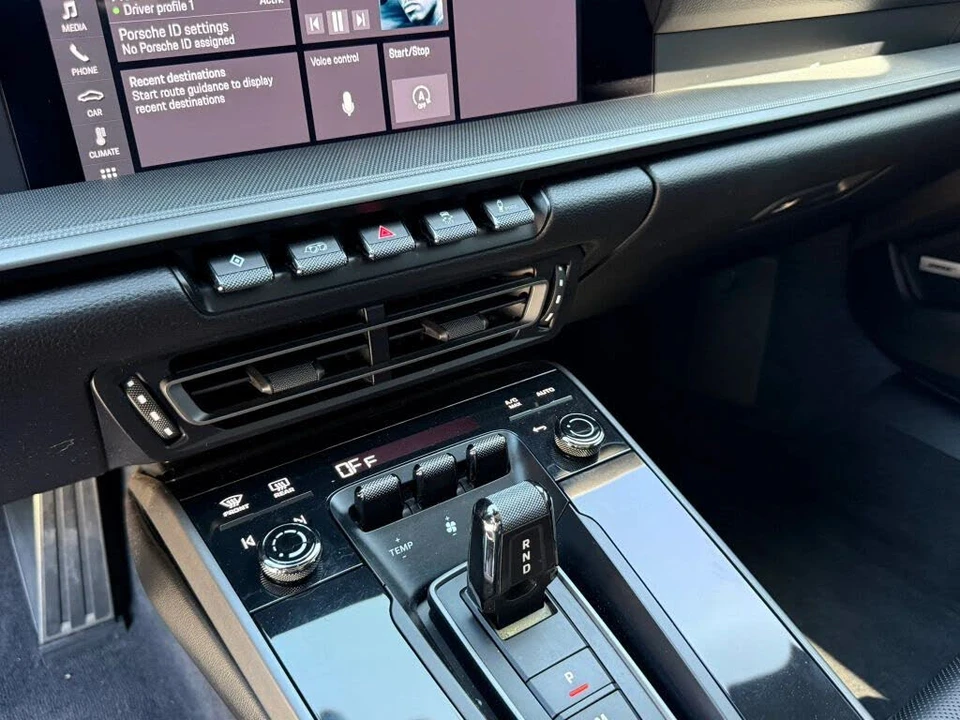 2020 Porsche 992 Carrera S - Image 10 of 16