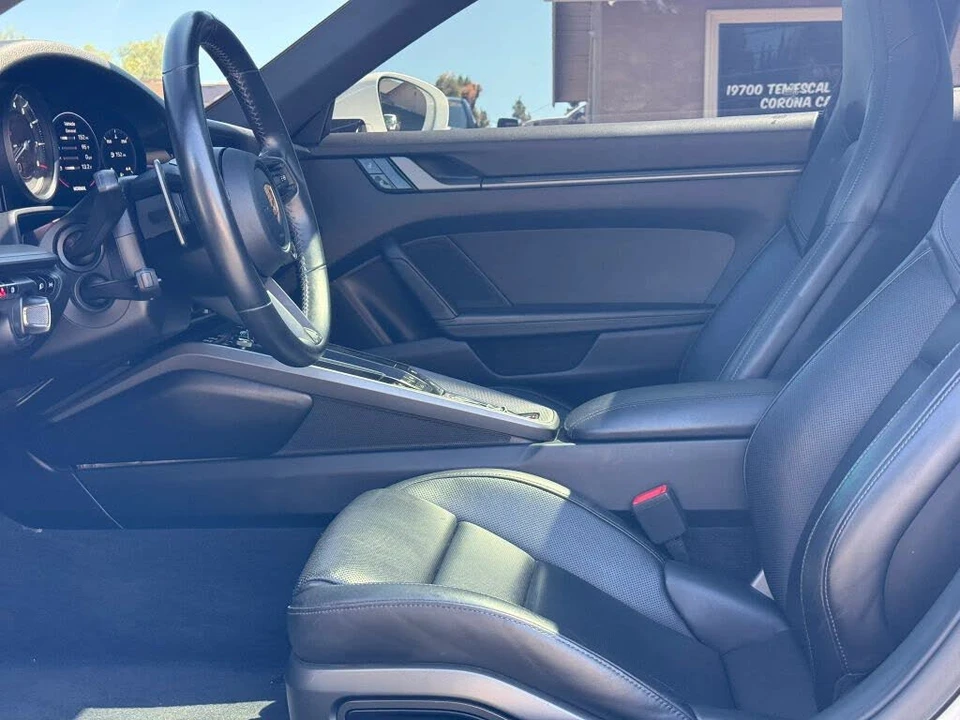 2020 Porsche 992 Carrera S - Image 9 of 16