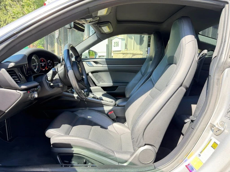 2020 Porsche 992 Carrera S - Image 12 of 31