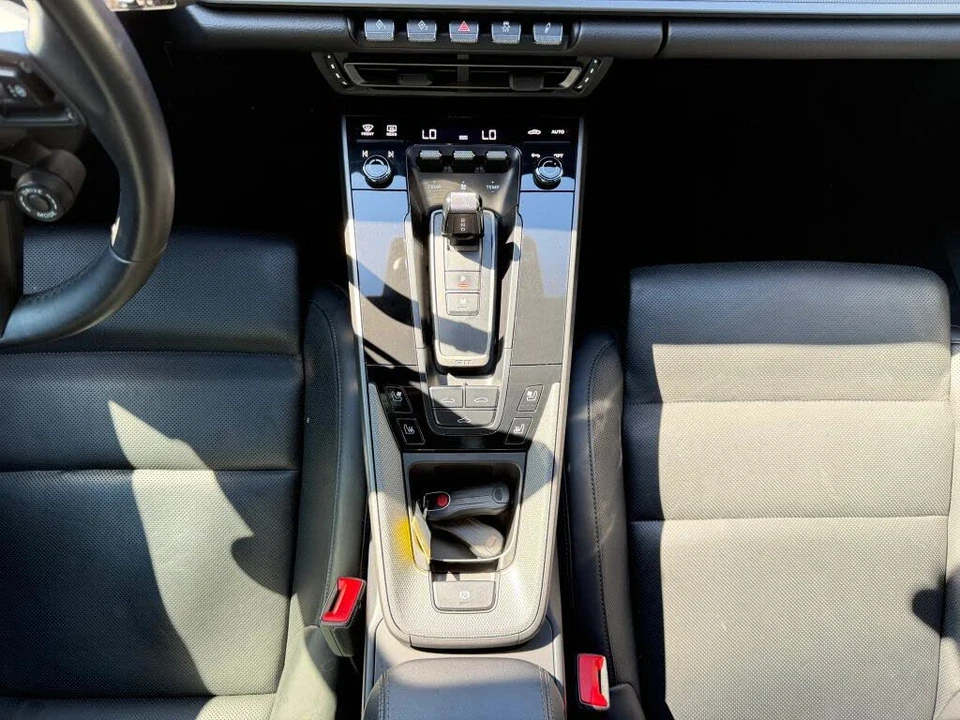 2020 Porsche 992 Carrera S - Image 22 of 31