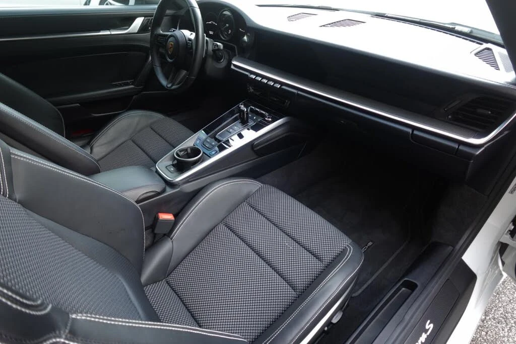 2020 Porsche 992 Carrera S - Image 15 of 21