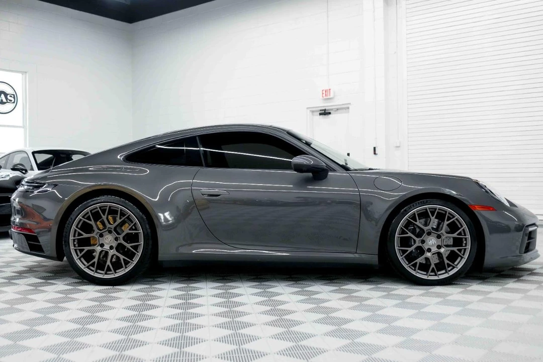 2020 Porsche 992 Carrera S - Image 6 of 31