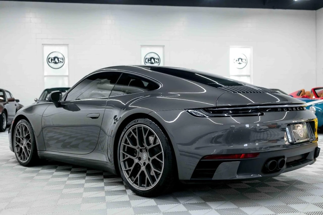 2020 Porsche 992 Carrera S - Image 9 of 31