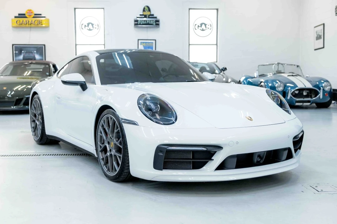 2020 Porsche 992 Carrera S - Image 5 of 12