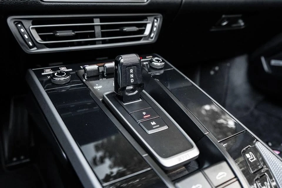 2020 Porsche 992 Carrera S - Image 16 of 19
