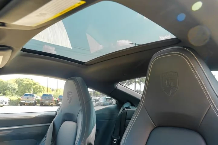 2020 Porsche 992 Carrera S - Image 12 of 15