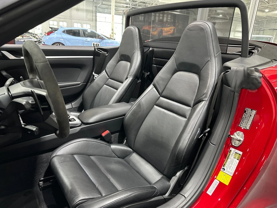 2020 Porsche 992 Carrera S - Image 5 of 31