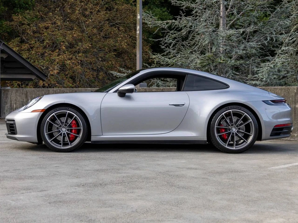2020 Porsche 992 Carrera S - Image 2 of 5