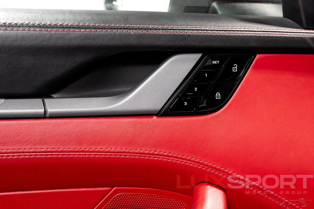 2020 Porsche 992 Carrera S - Image 19 of 24