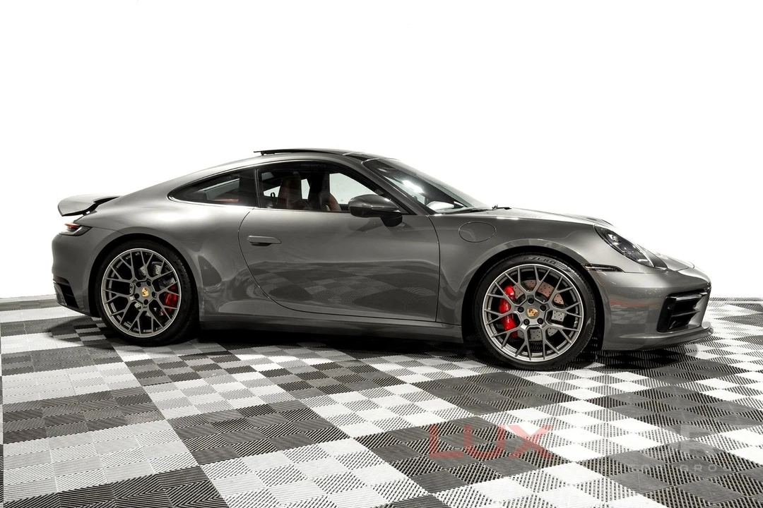 2020 Porsche 992 Carrera S - Image 13 of 31
