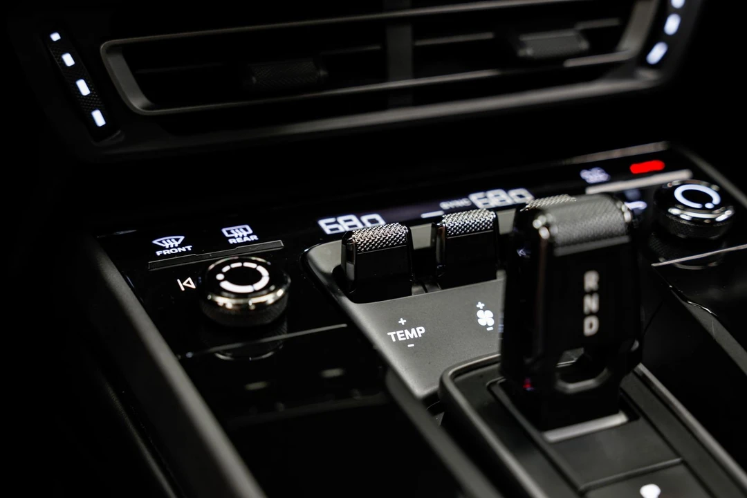 2020 Porsche 992 Carrera S - Image 14 of 31