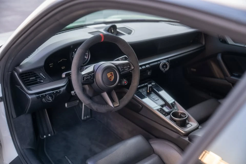 2020 Porsche 992 Carrera S - Image 9 of 20