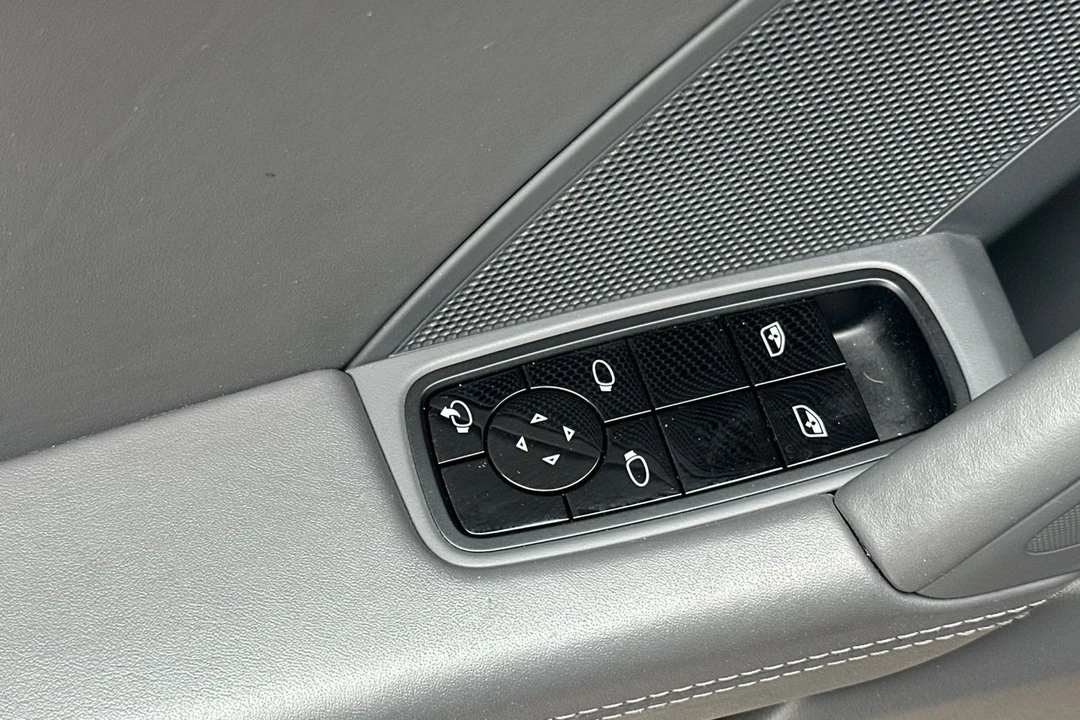 2020 Porsche 992 Carrera S - Image 13 of 21