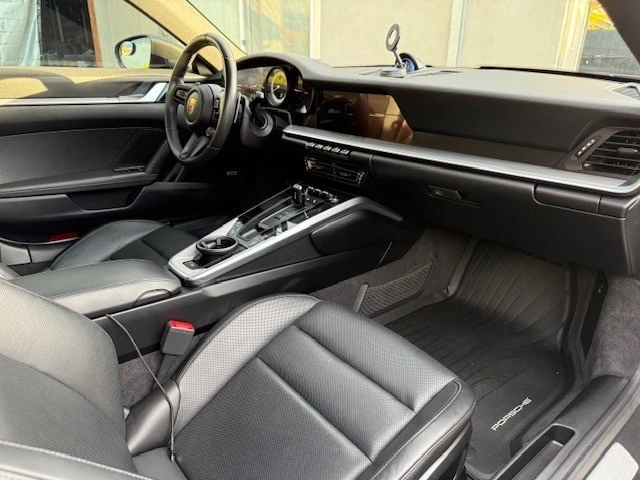 2020 Porsche 992 Carrera S - Image 9 of 12