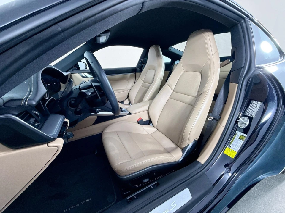 2020 Porsche 992 Carrera S - Image 11 of 31