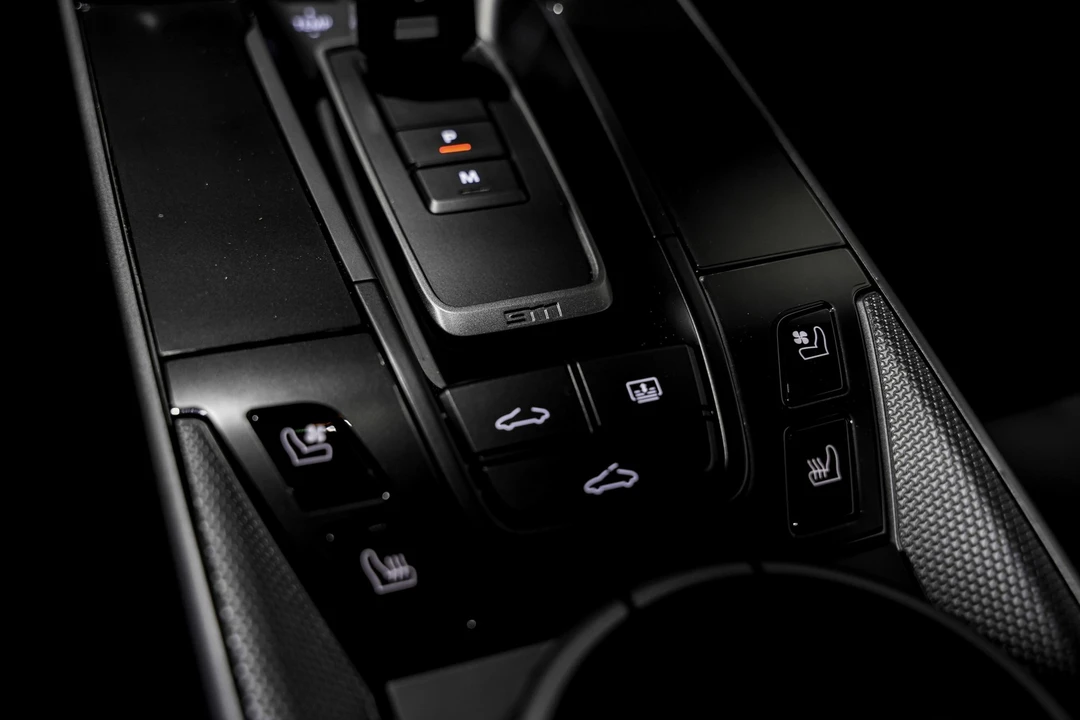2020 Porsche 992 Carrera S - Image 17 of 21