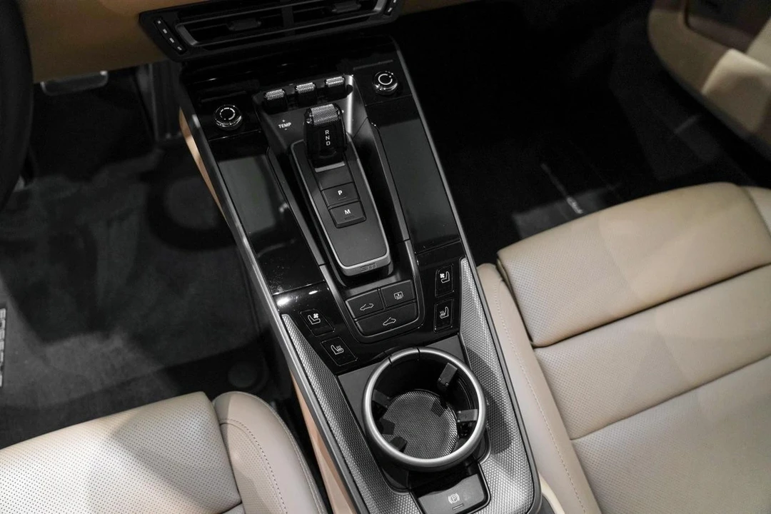 2020 Porsche 992 Carrera S - Image 12 of 21