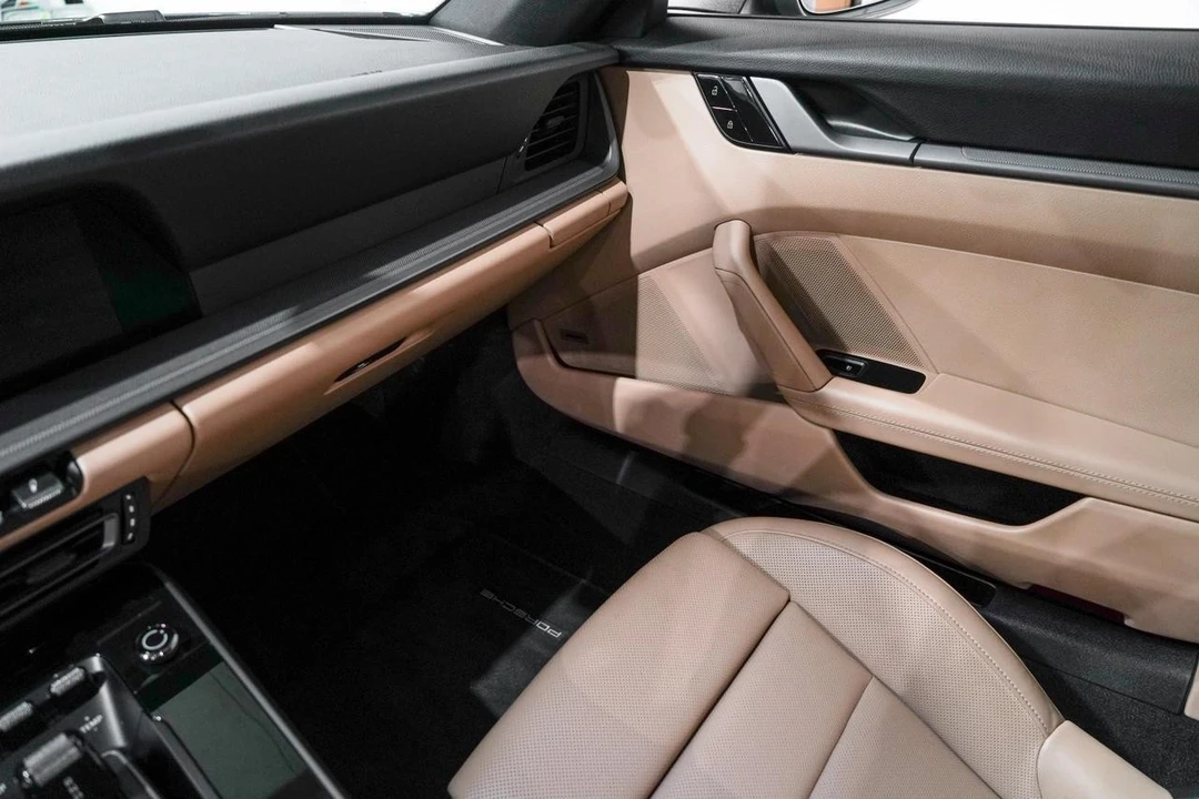 2020 Porsche 992 Carrera S - Image 13 of 21