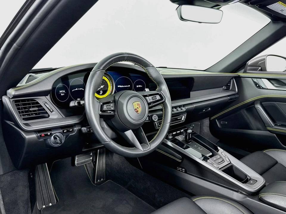 2020 Porsche 992 Carrera S - Image 9 of 31