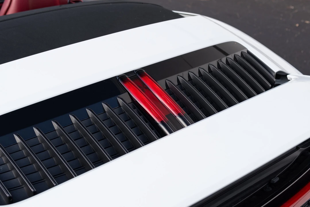 2020 Porsche - Image 29 of 31