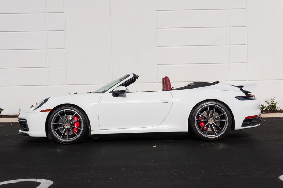 2020 Porsche - Image 22 of 31