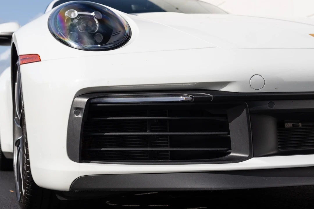 2020 Porsche - Image 13 of 31