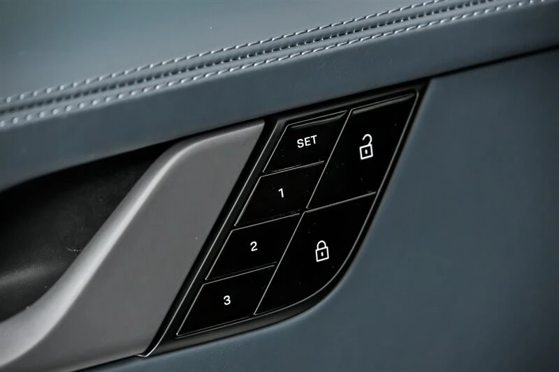 2020 Porsche 992 Carrera S - Image 16 of 31