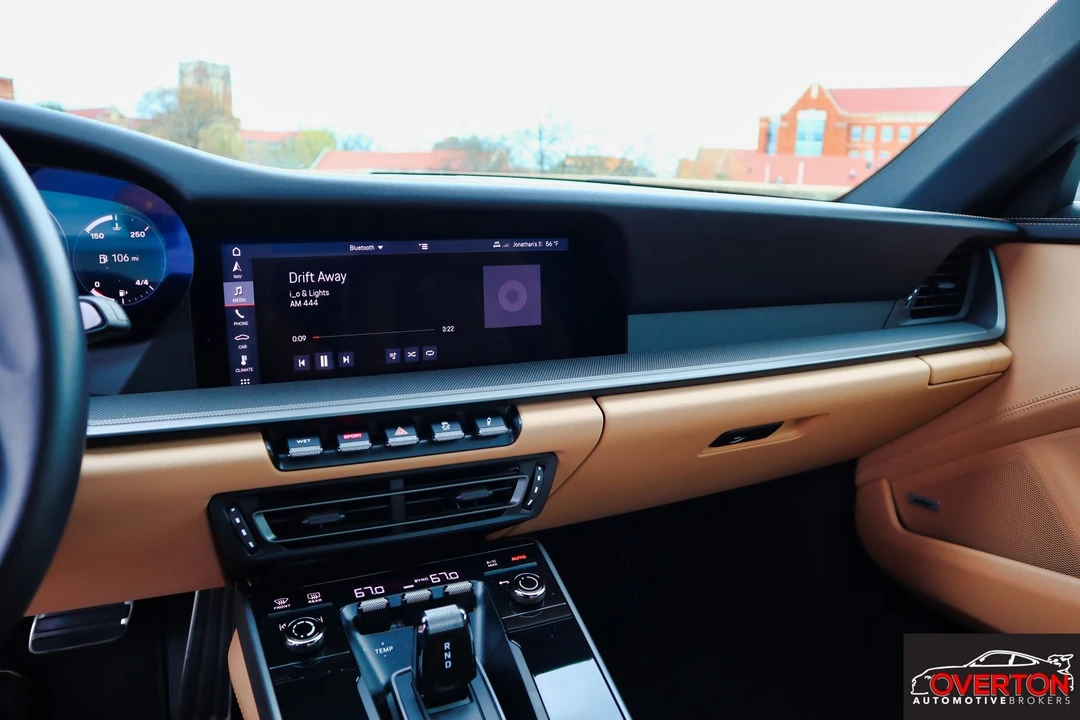 2020 Porsche 992 Carrera S - Image 15 of 23