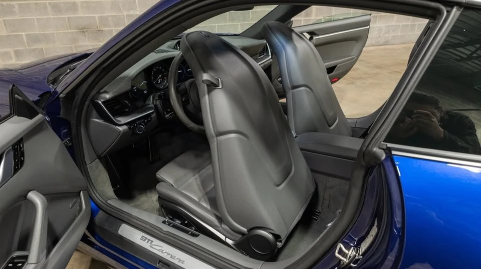 2020 Porsche 992 Carrera - Image 18 of 19