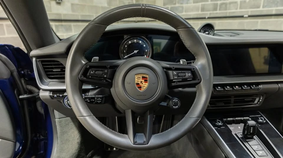 2020 Porsche 992 Carrera - Image 13 of 19
